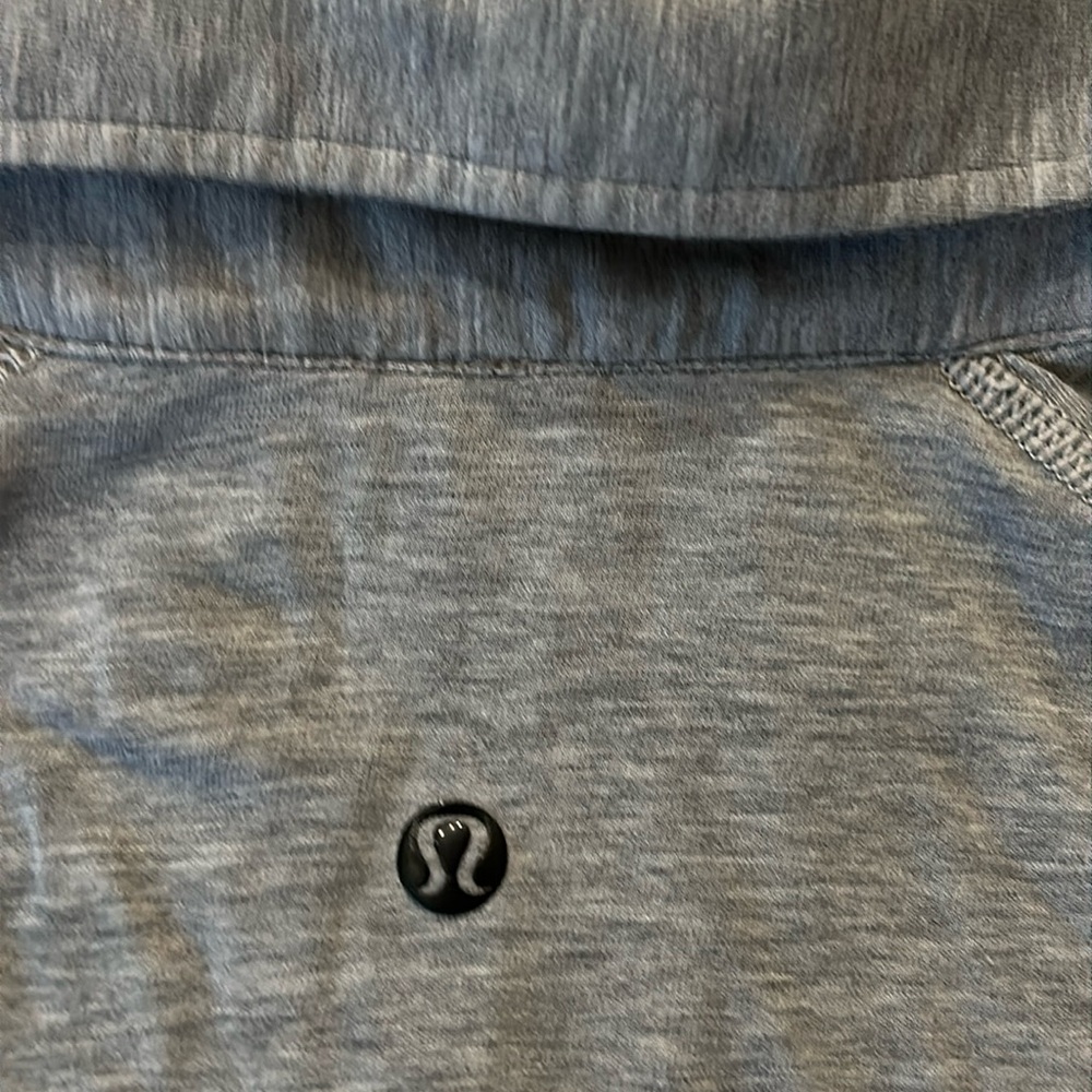 Lululemon Polo Shirt Light Gray Size Large - Picture 4 of 4